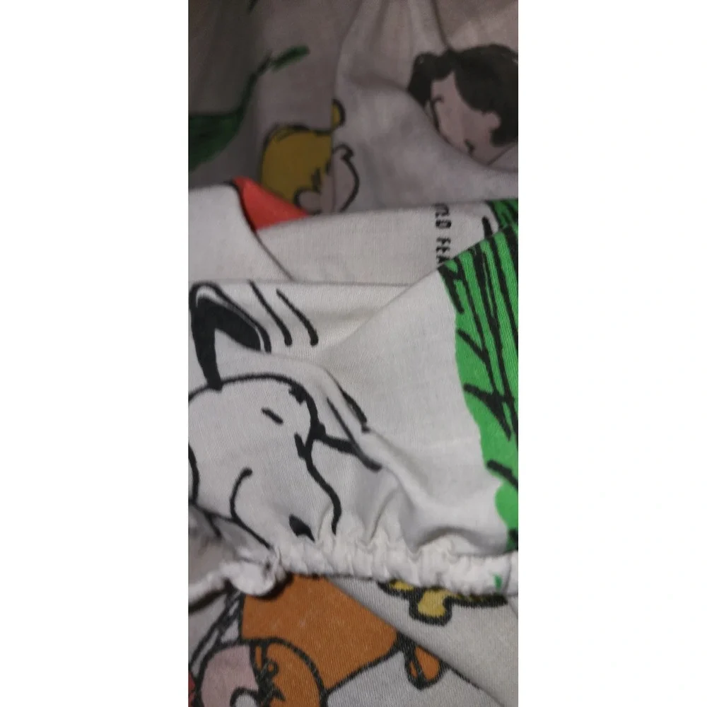 Peanuts Twin Size Sheet Set Happiness is being one of the gang Vintage 1971 Read